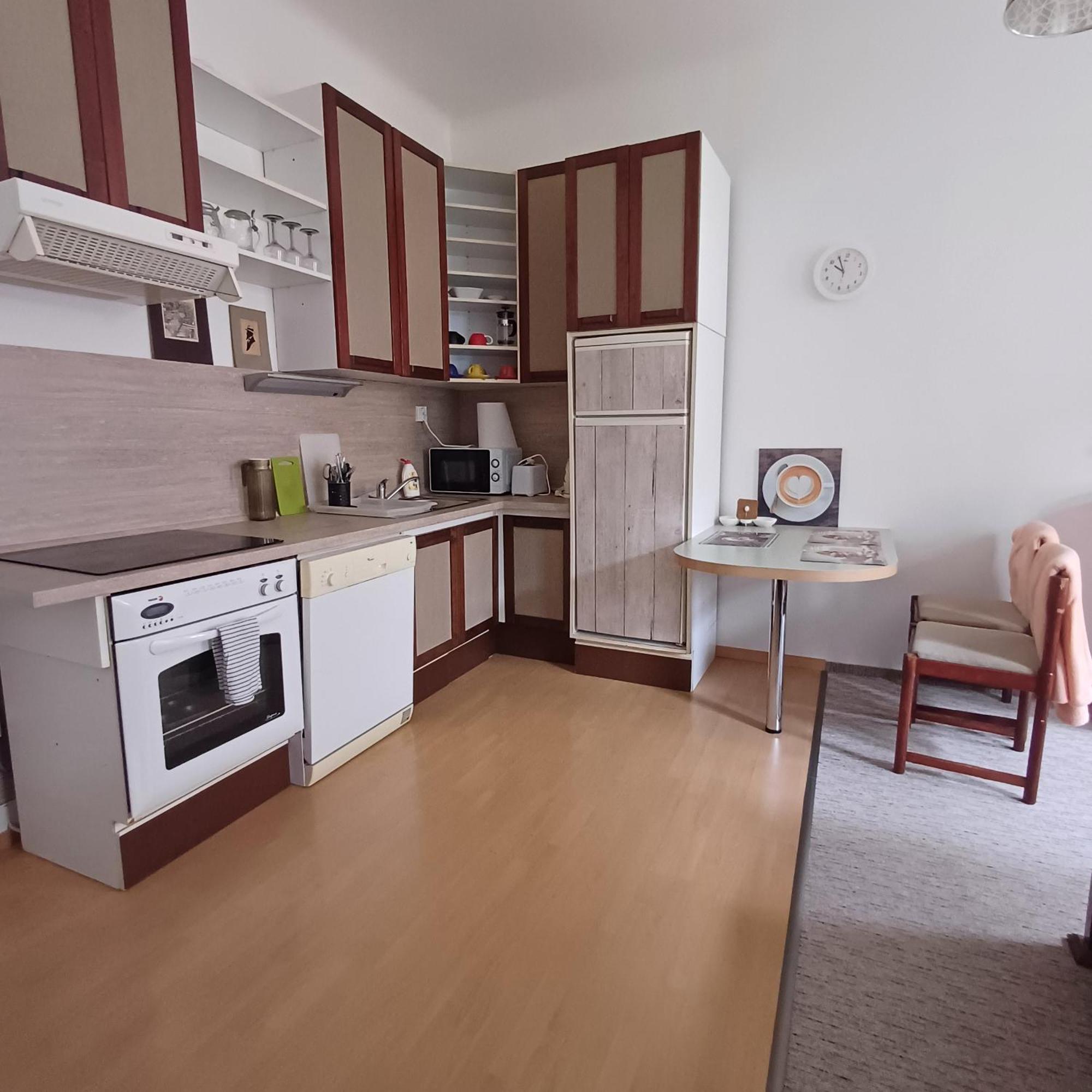 Ap 4 Alice Suite Near Vridlo Collonade Karlovy Vary Exterior foto